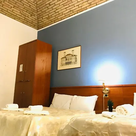 Holiday Termini Guest house *